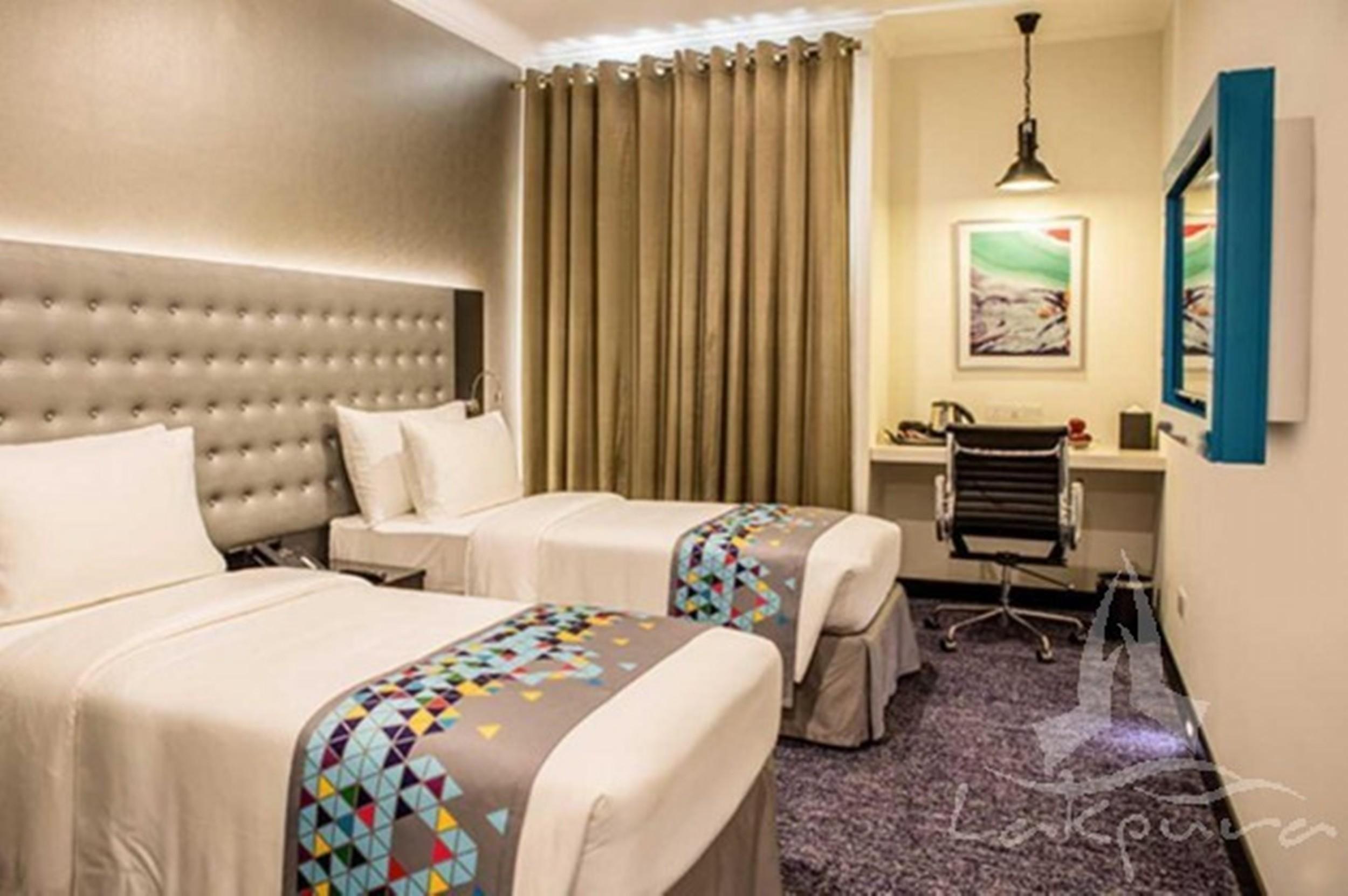 Fairway Colombo - Sri Lanka'S First Hotel With Robot Technology Exterior foto