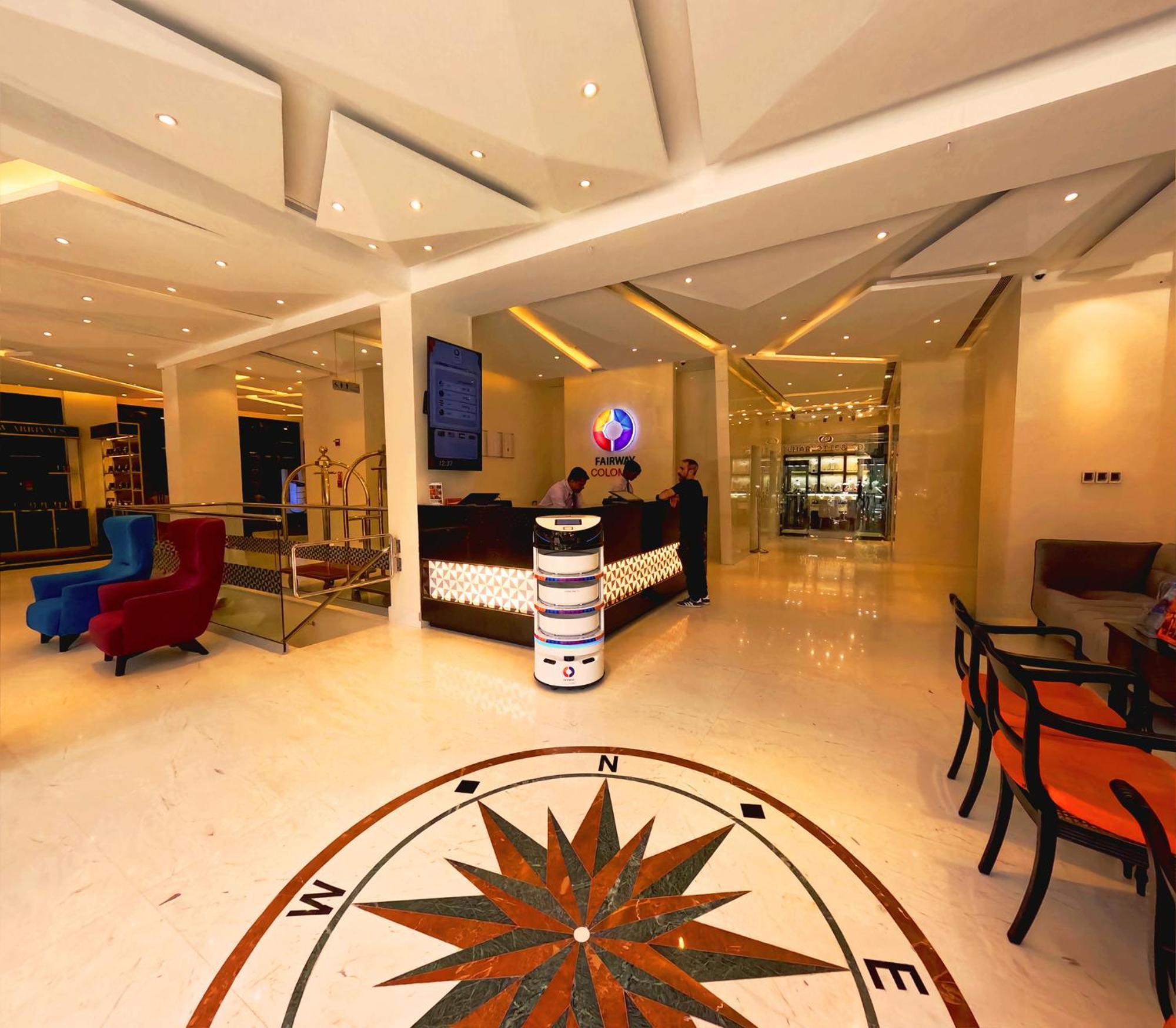 Fairway Colombo - Sri Lanka'S First Hotel With Robot Technology Exterior foto