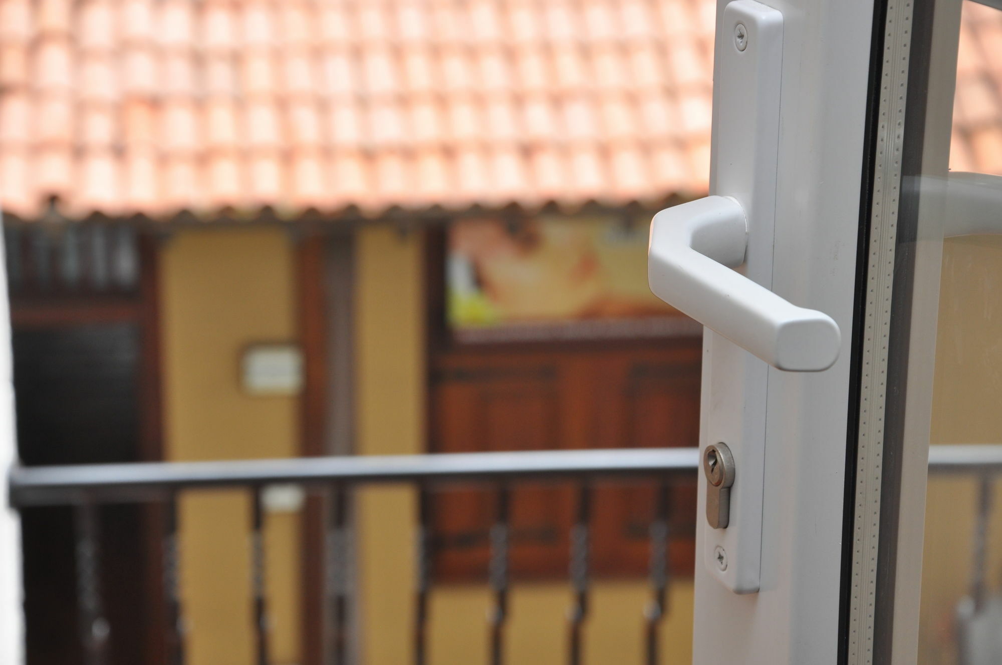 Fairway Colombo - Sri Lanka'S First Hotel With Robot Technology Exterior foto