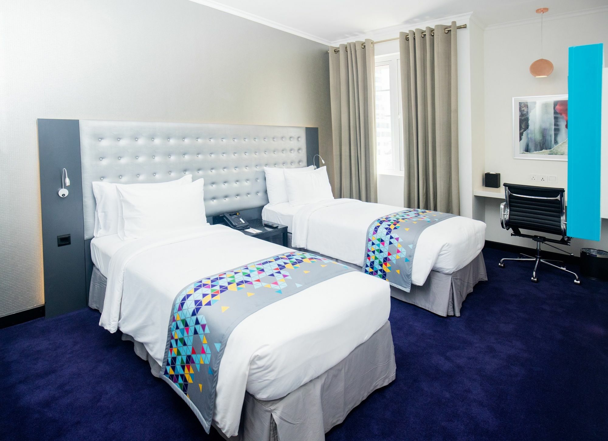 Fairway Colombo - Sri Lanka'S First Hotel With Robot Technology Exterior foto