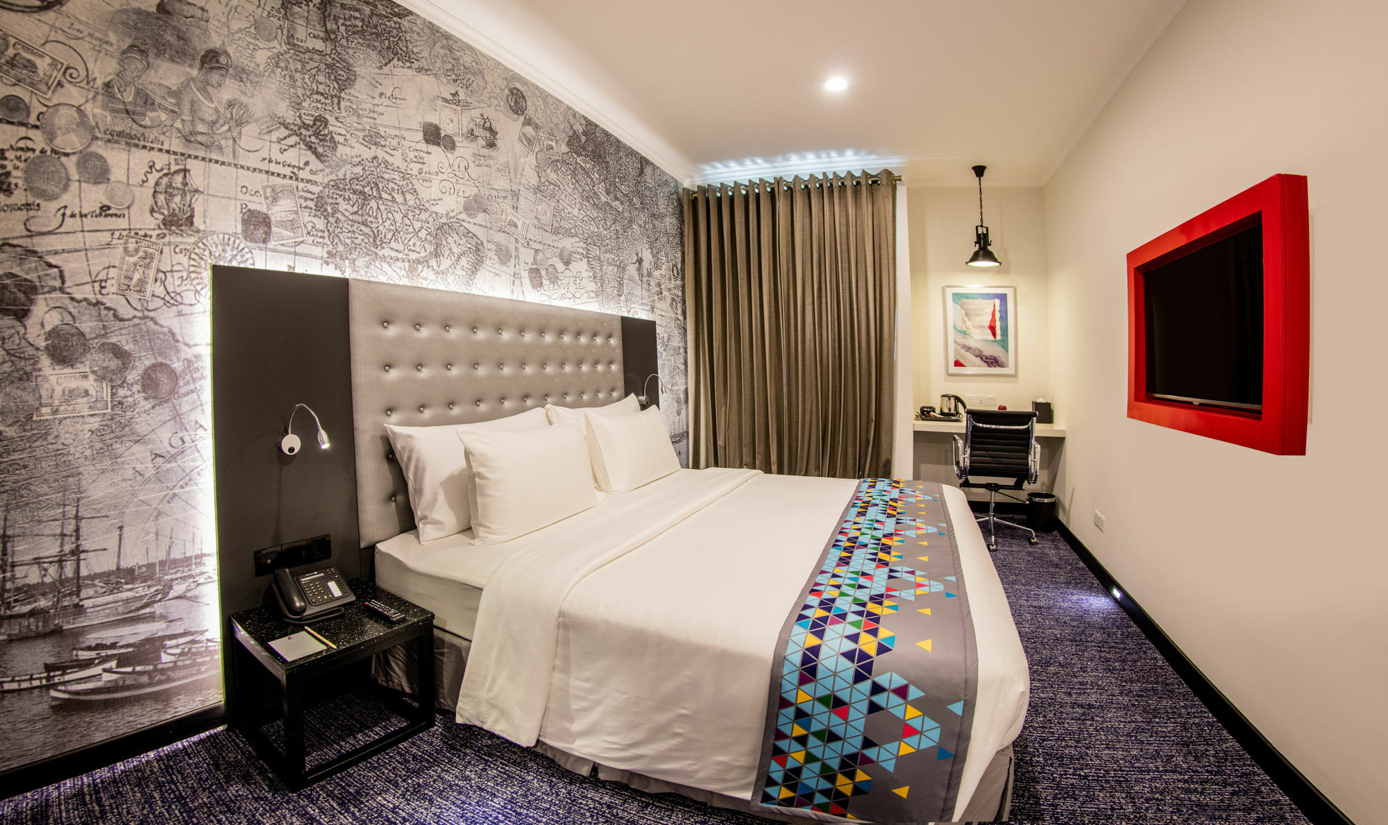 Fairway Colombo - Sri Lanka'S First Hotel With Robot Technology Exterior foto